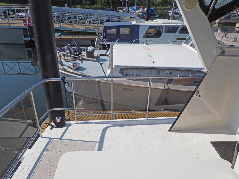  Deck equipment